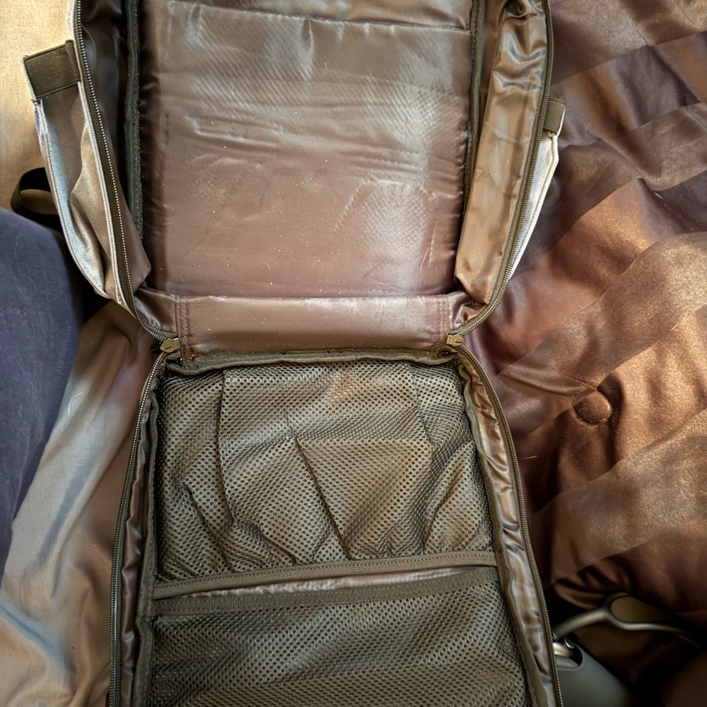 Versatile Gray Backpack - image 4